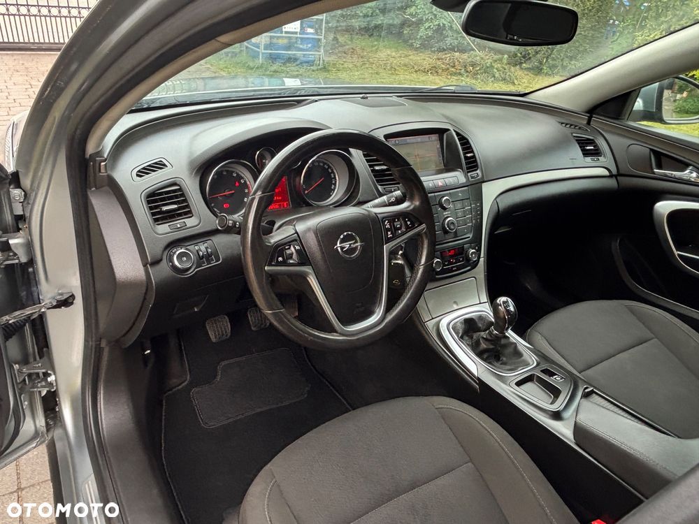 Opel Insignia - 24