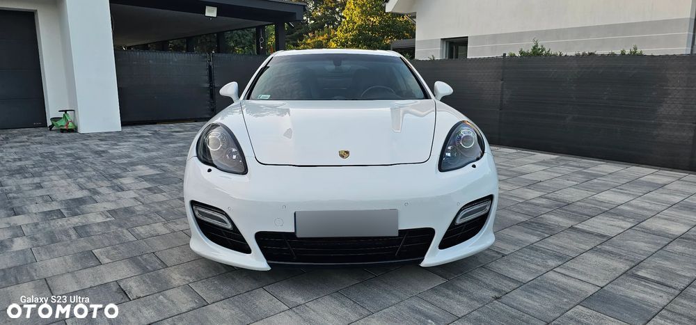 Porsche Panamera Turbo - 3