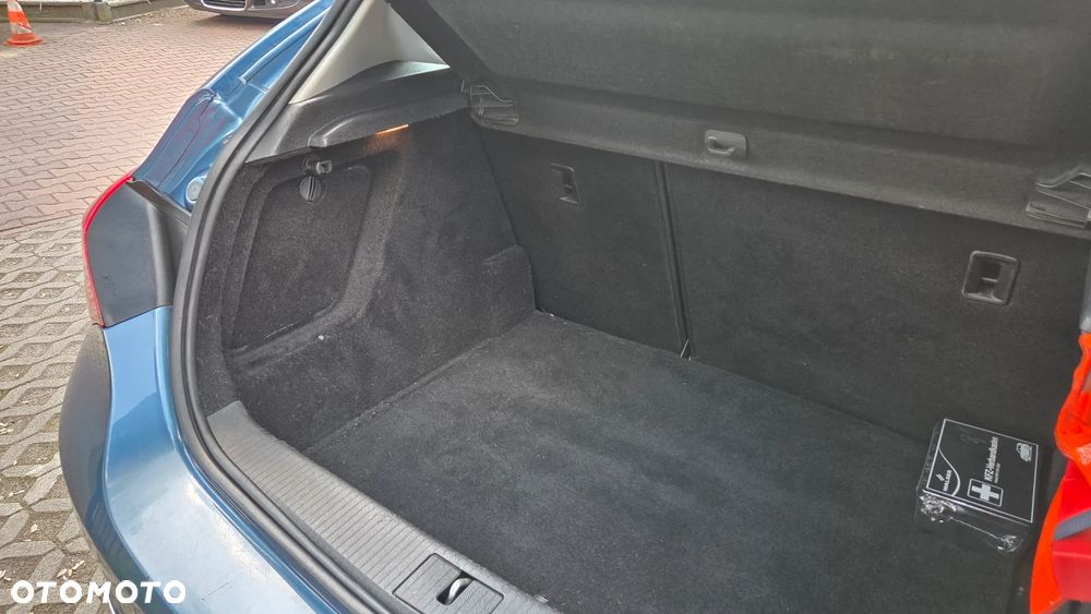 Opel Astra - 16