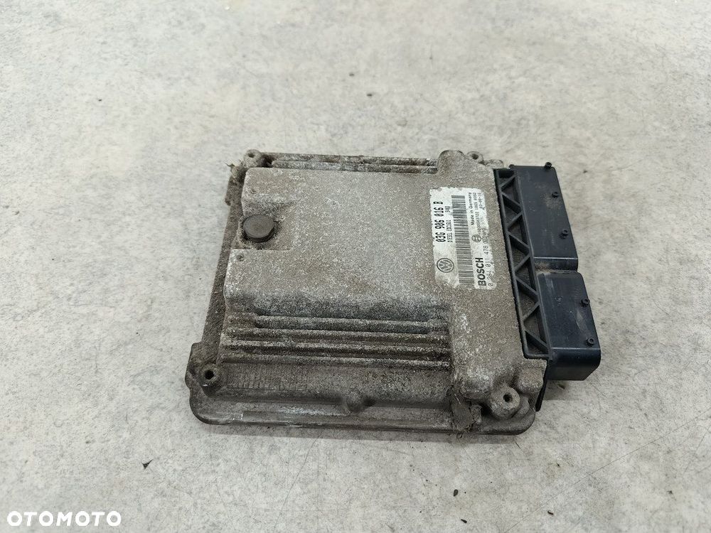 KOMPUTER, STEROWNIK VW GOLF V 03G906016B 0281011478  1.9 TDI 105KM - 4