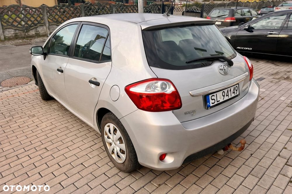 Toyota Auris 1.33 VVT-i Life Comfort - 4