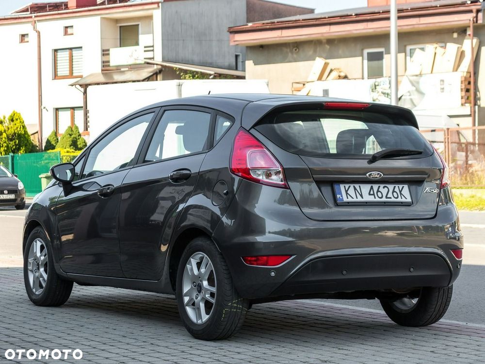 Ford Fiesta - 10
