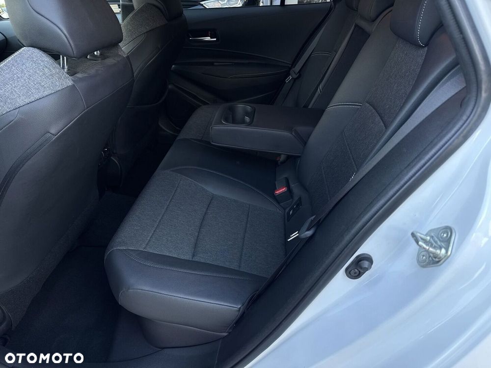 Toyota Corolla 2.0 Hybrid Comfort - 33