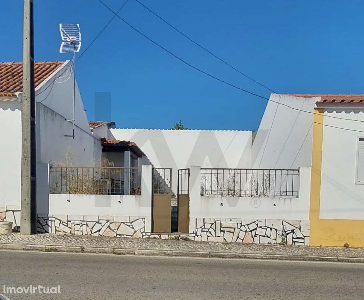 Dois Imóveis Urbanos em Vila Nova de São Pedro - Grande imagem: 2/7