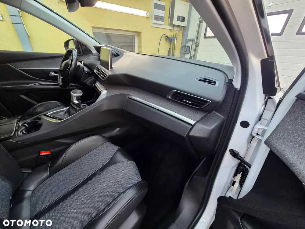 Peugeot 3008 HDi FAP 150 Premium - 14