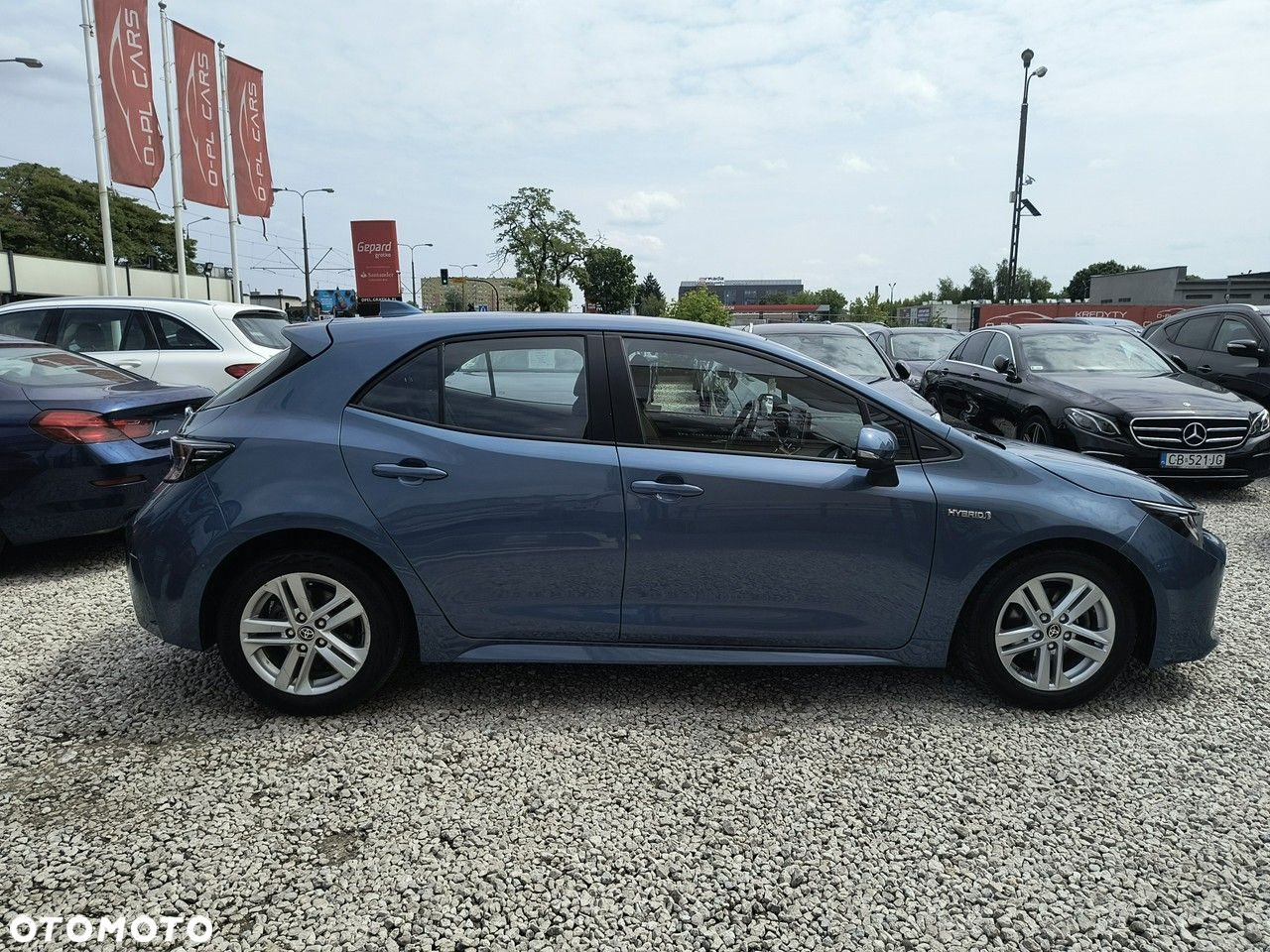 Toyota Corolla - 32