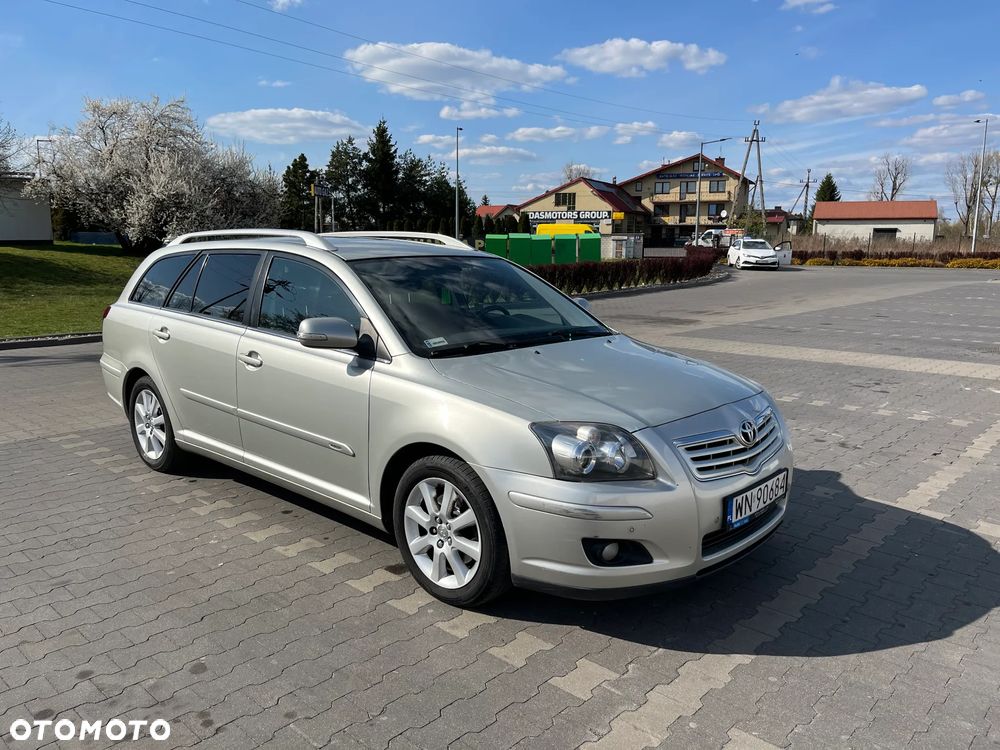 Toyota Avensis 2.0 D-4D Sol - 1
