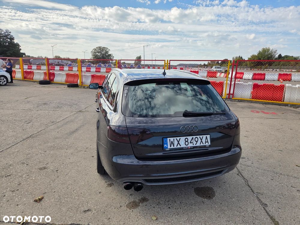 Audi A4 Avant 3.0 TDI DPF quattro tiptronic S line Sportpaket (plus) - 3