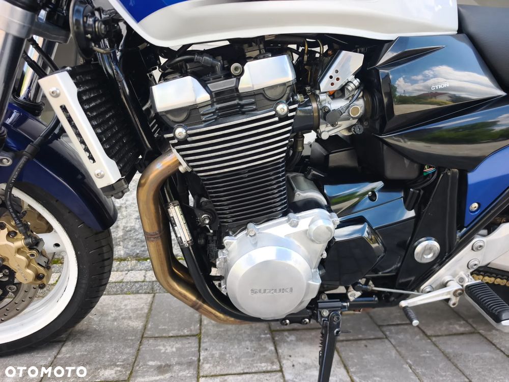 Suzuki GSX - 8