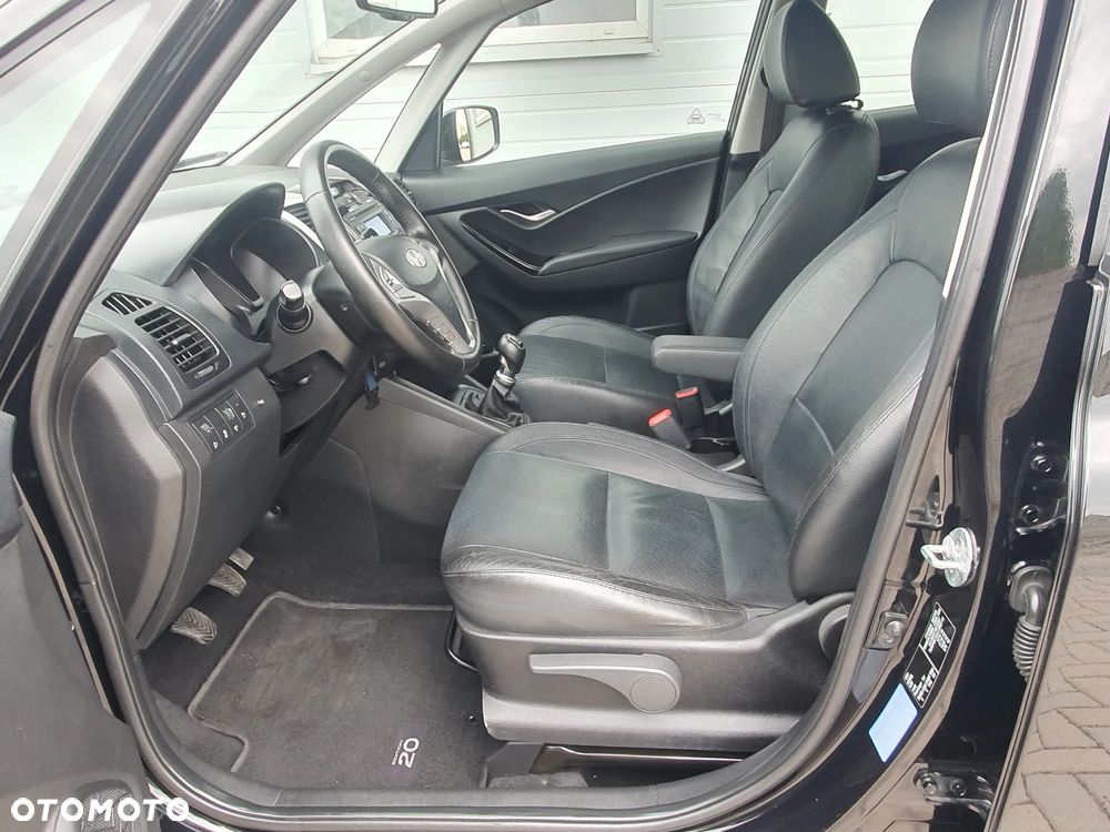 Hyundai ix20 - 25