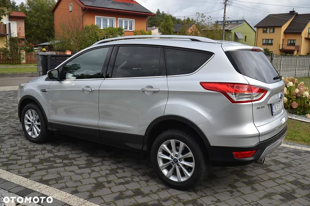 Ford Kuga 2.0 TDCi 2x4 Titanium - 8