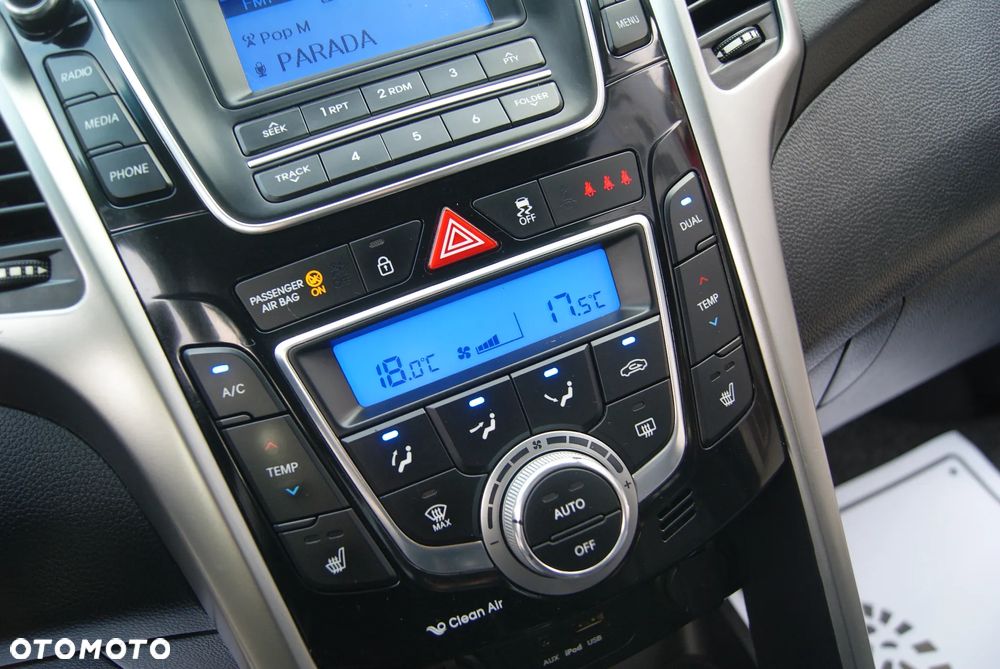 Hyundai i30 1.6 Fifa World Cup Edition - 28