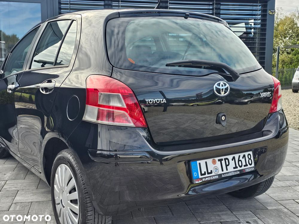 Toyota Yaris 1.33 Luna - 30