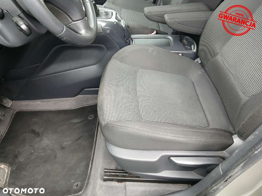 Peugeot 5008 2.0 HDi Family - 17