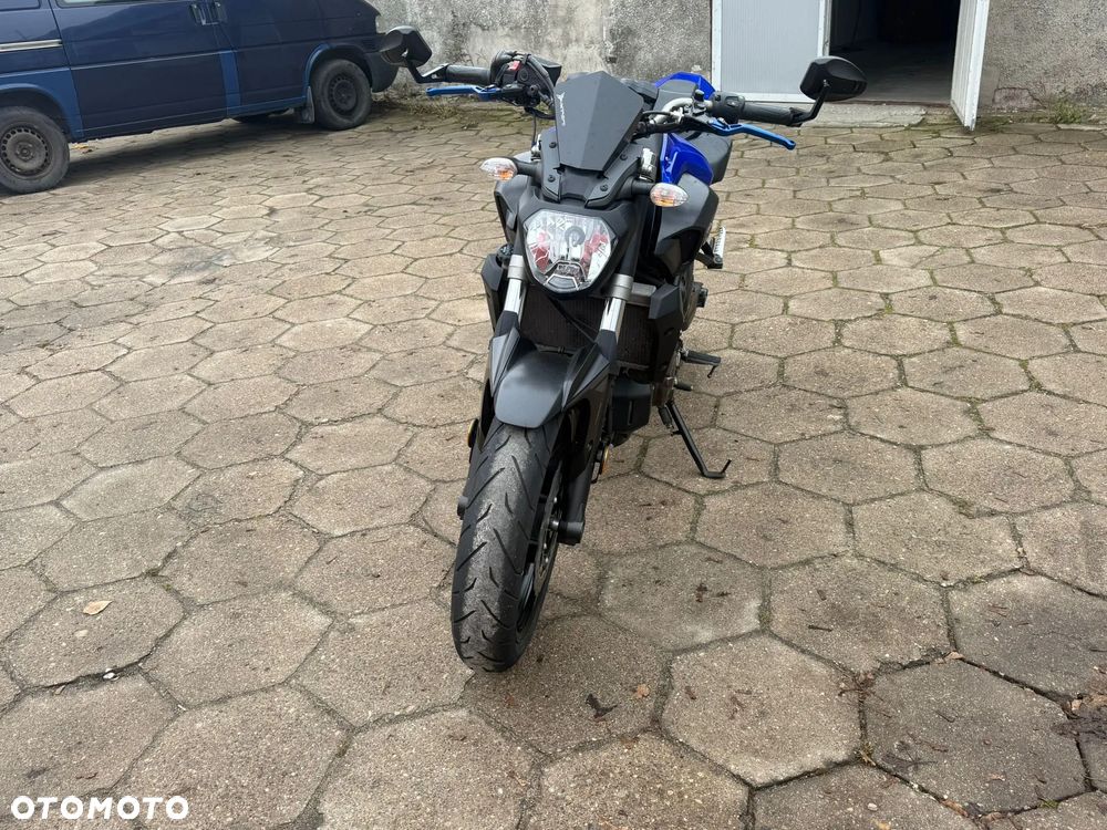 Yamaha MT - 17