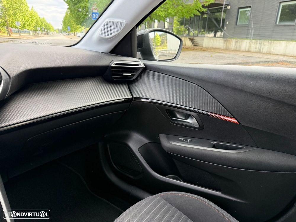 Peugeot 208 1.2 PureTech Active Pack - 18