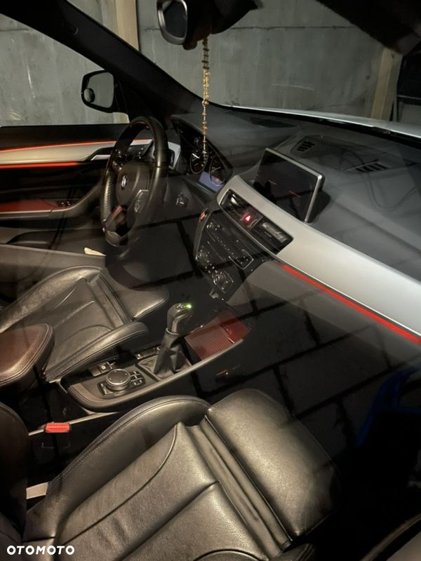 BMW X1 - 11