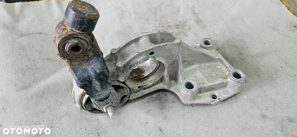 Łapa wspornik podpora półosi Peugeot 206 CC 307 1,6 16V 9640296180 - 1