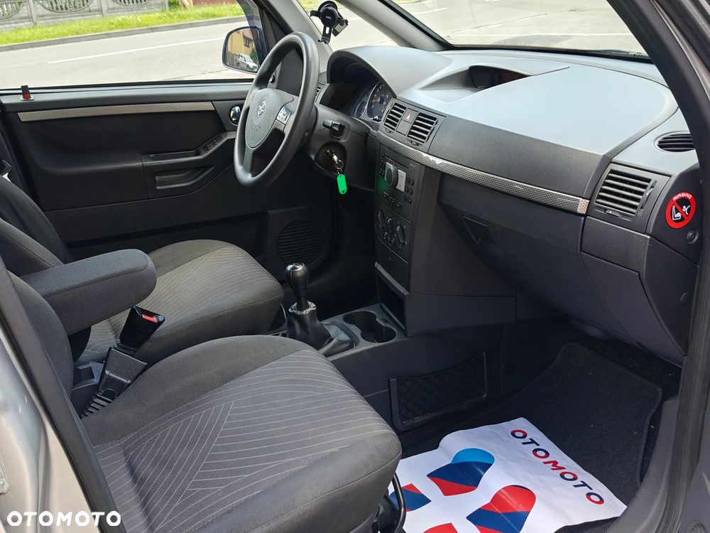 Opel Corsa 1.4 16V Edition mit TomTom GO - 18