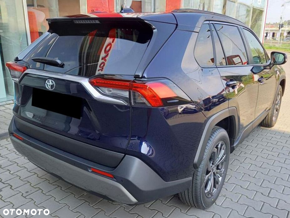 Toyota RAV4 - 4