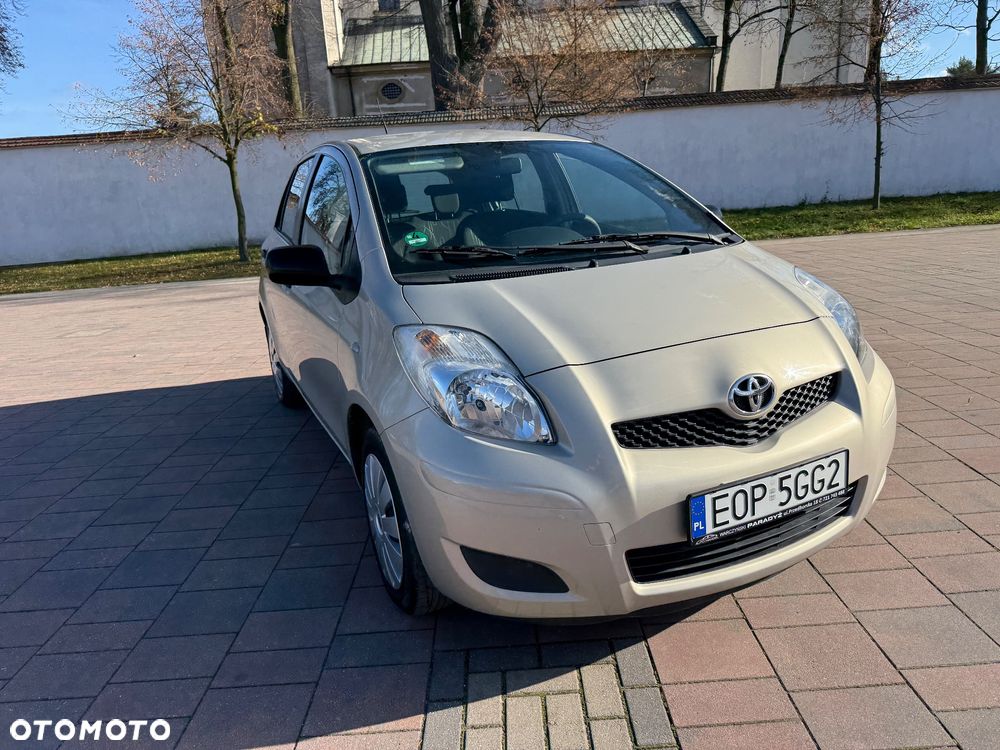Toyota Yaris 1.33 Luna - 17