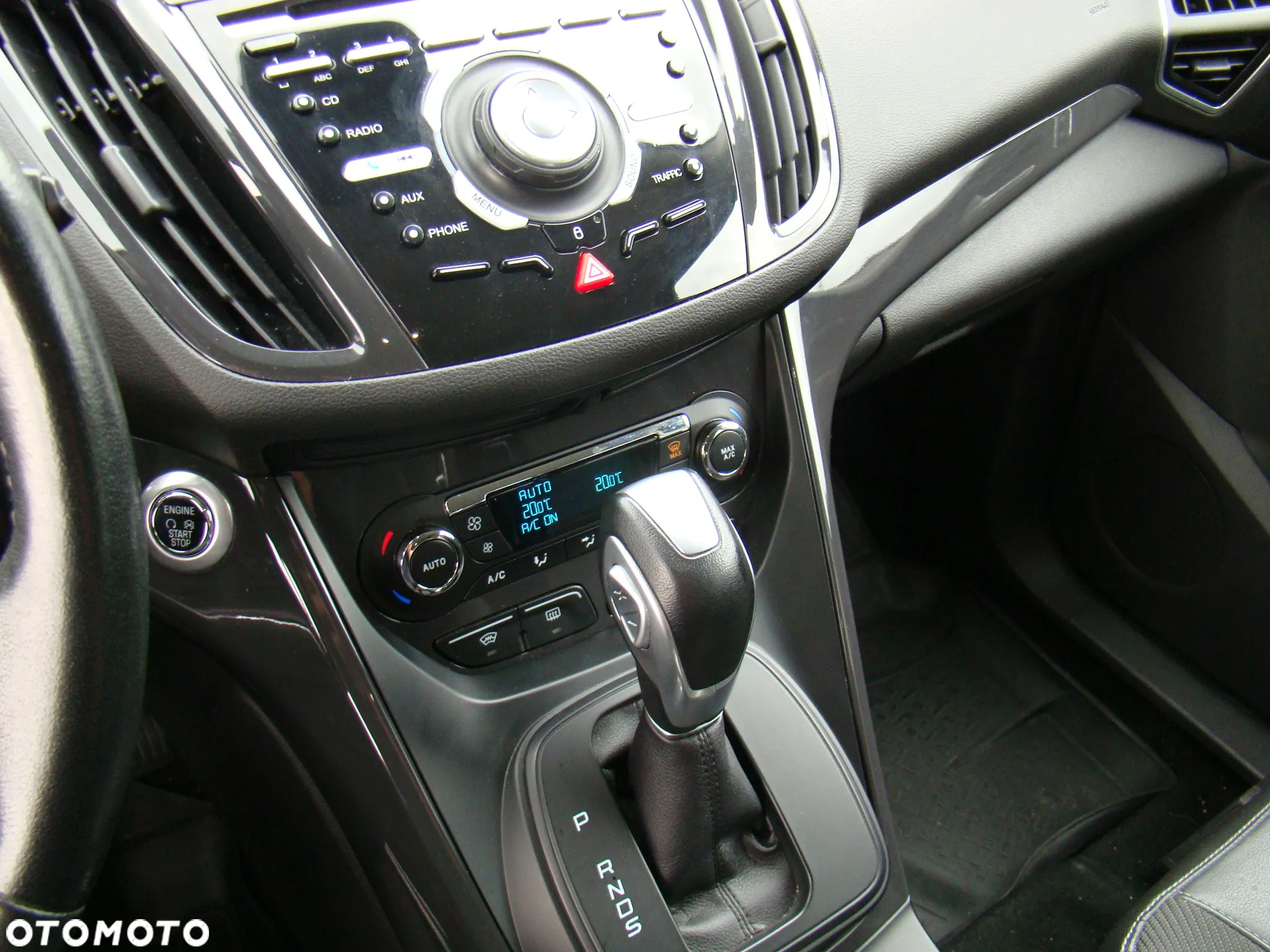 Ford Kuga 2.0 TDCi 4x4 Individual - 33