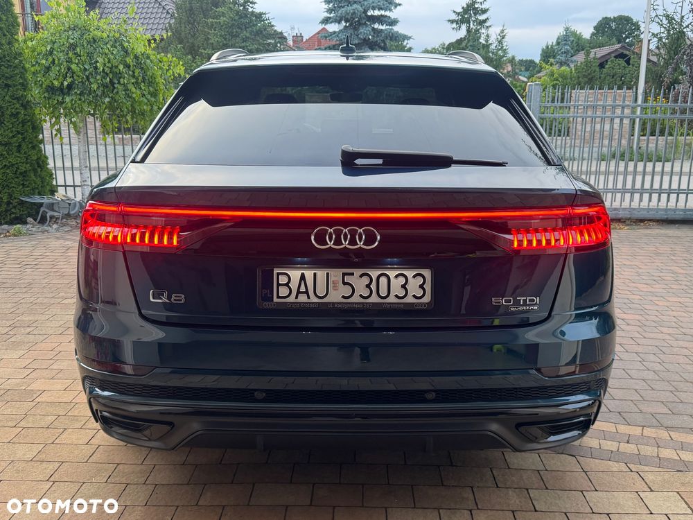 Audi Q8 - 12