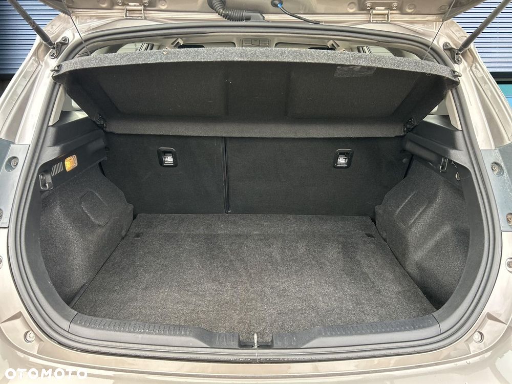 Toyota Auris 1.33 VVT-i Active - 22