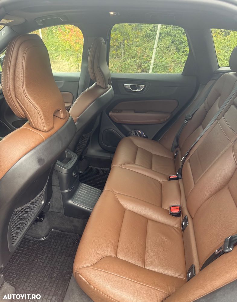 Volvo XC 60 T6 AWD Recharge Geartronic Inscription - 7