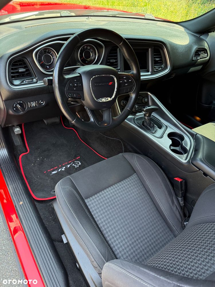 Dodge Challenger Automatik SXT Plus - 12