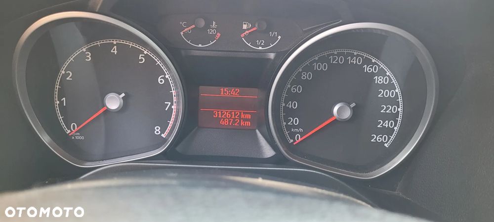 Ford Galaxy 2.0 Ghia - 27