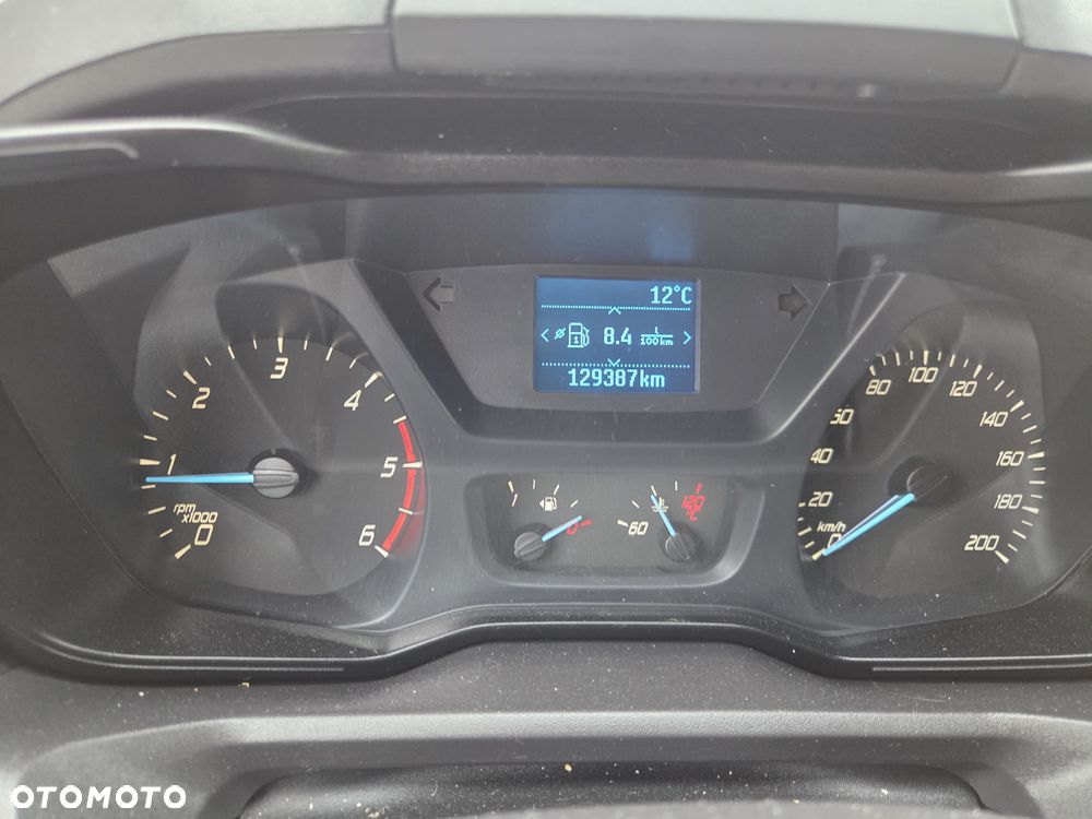 Ford TRANSIT CUSTOM - 16