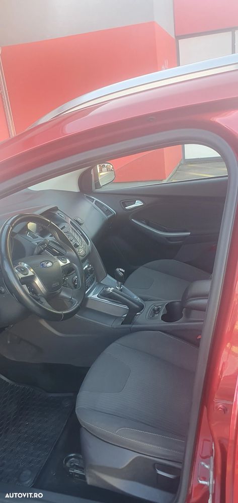 Ford Focus Turnier 1.0 EcoBoost Start-Stopp-System Titanium - 22