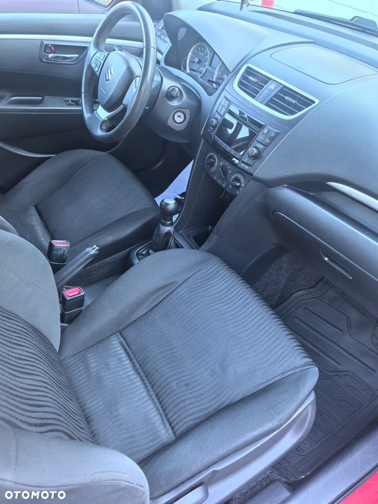 Suzuki Swift - 7