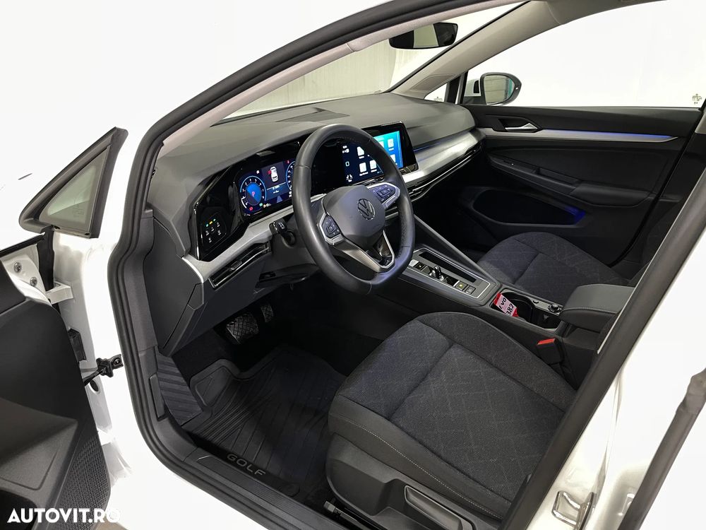 Volkswagen Golf 1.5 eTSI MHEV 150CP DSG Life - 6