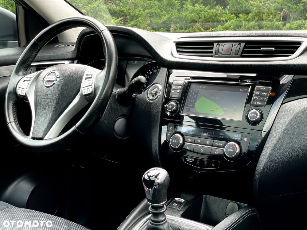 Nissan Qashqai - 25