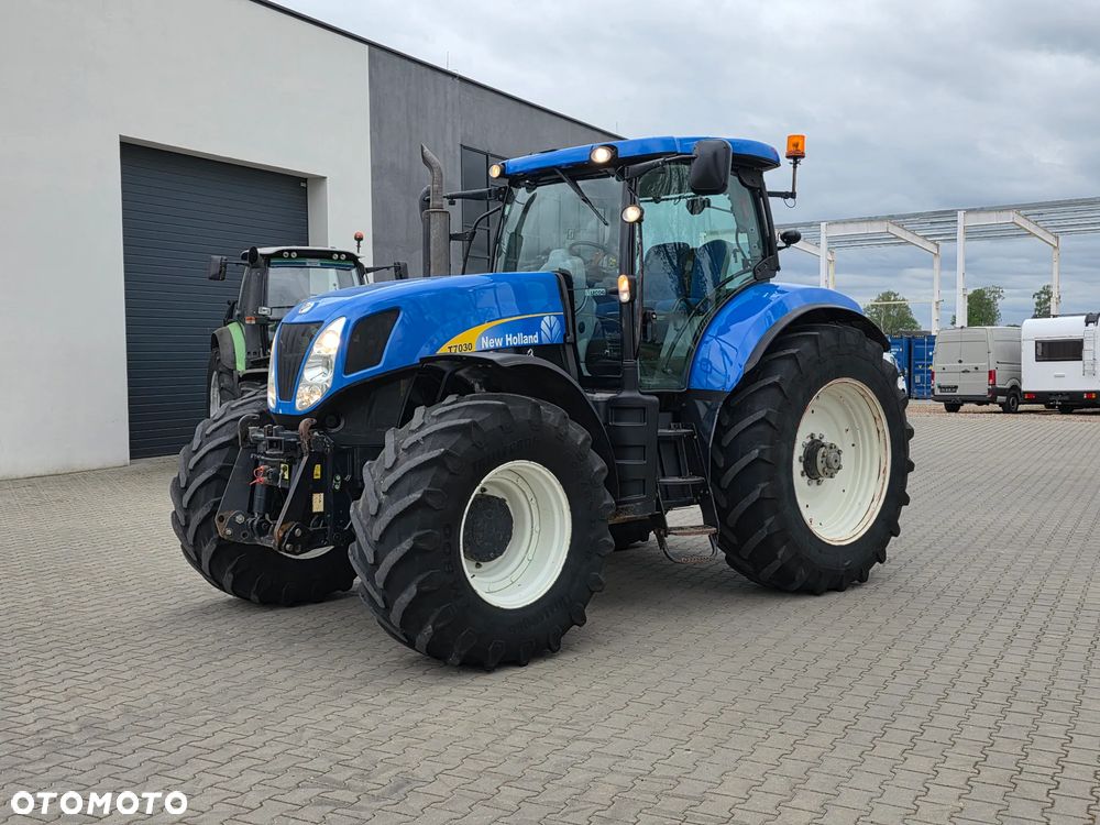 New Holland T7030 PC 2011R - 29