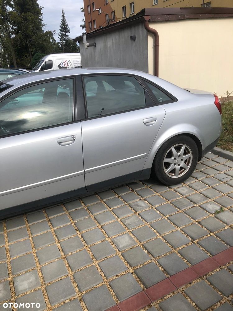 Audi A4 Limousine 1.8T - 2