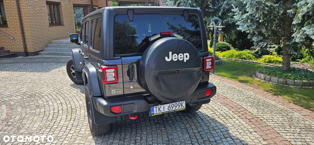 Jeep Wrangler - 4