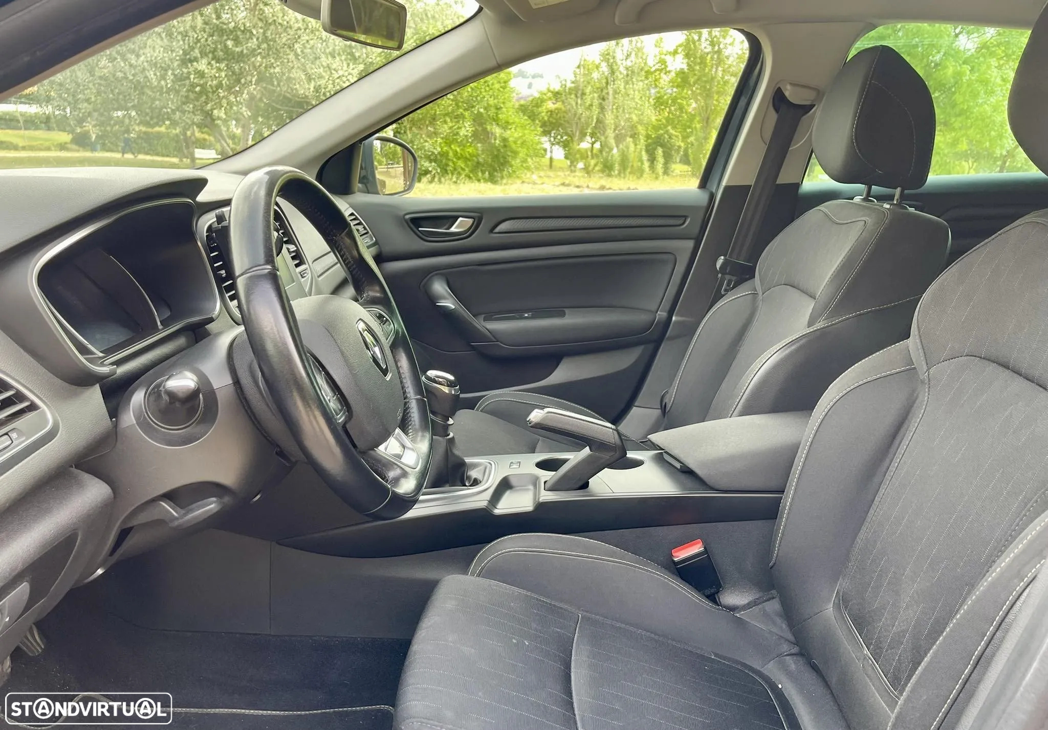 Renault Mégane Sport Tourer 1.5 dCi Limited - 9