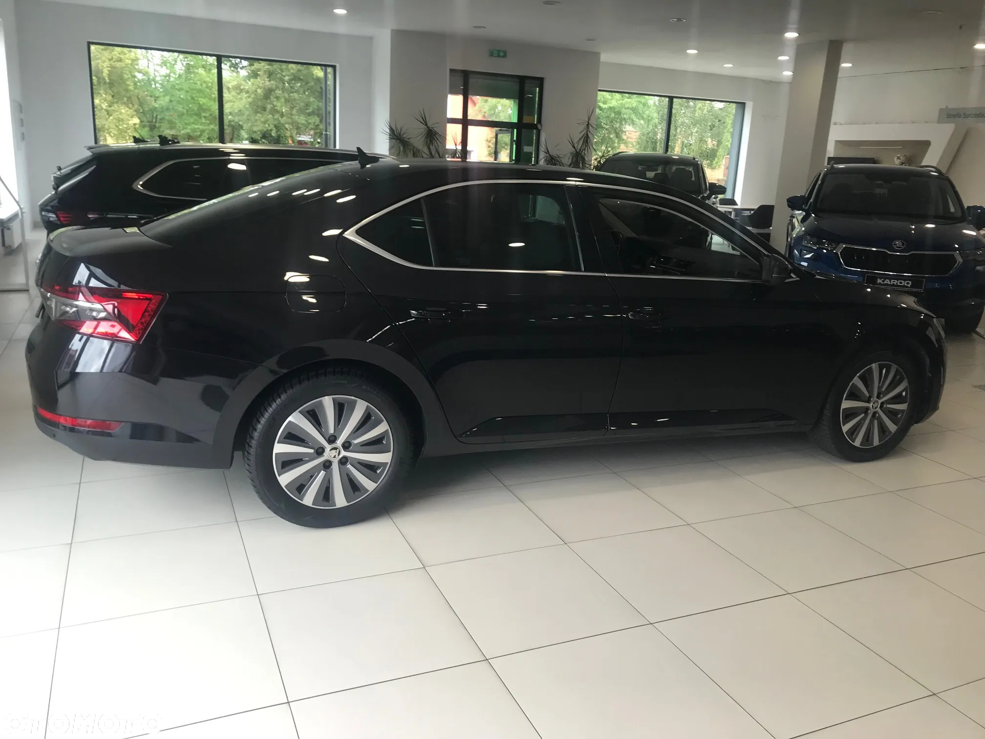 Skoda Superb 1.5 TSI ACT Style DSG - 4