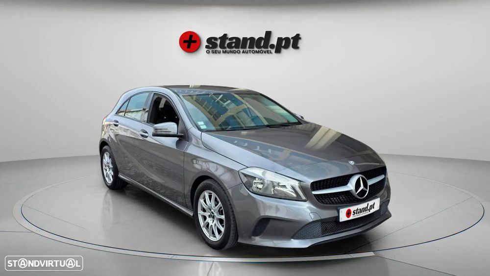 Mercedes-Benz A 180 CDI (BlueEFFICIENCY) Urban - 3