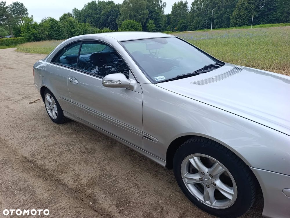 Mercedes-Benz CLK 270 CDI Avantgarde - 3