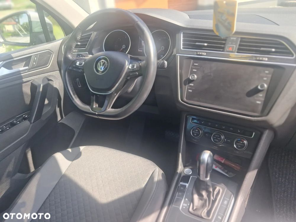 Volkswagen Tiguan 2.0 TDI BMT SCR 4Mot Comfortline DSG - 29