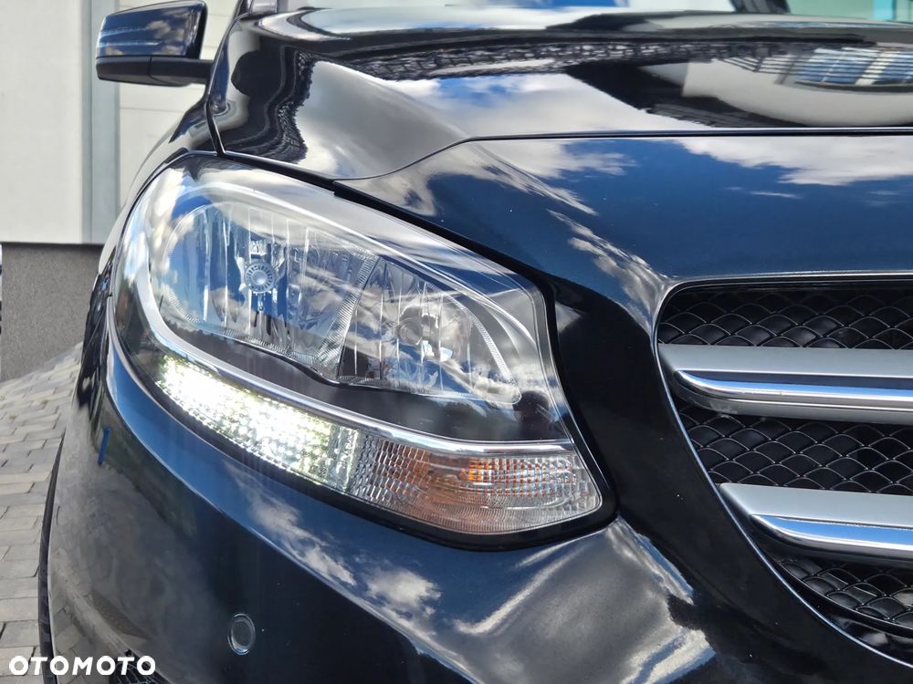 Mercedes-Benz Klasa B 180 BlueEFFICIENCY Edition Style - 28