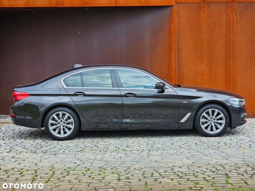 BMW Seria 5 520d Luxury Line - 8