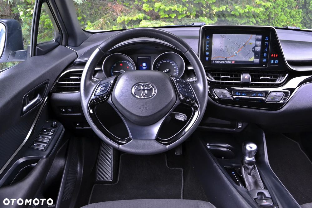 Toyota C-HR - 23