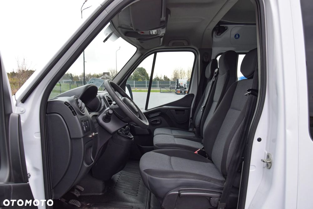 Renault MASTER / 2.3 - 150 KM / BRYGADÓWKA / DOKA / 7 OSOBOWY / DOSTAWCZE / BLASZAK / KLIMA / TEMPOMAT / SPROWADZONY - 23