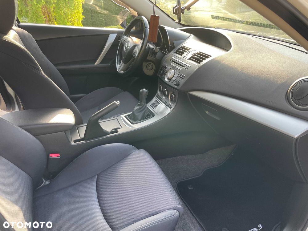 Mazda 3 - 7