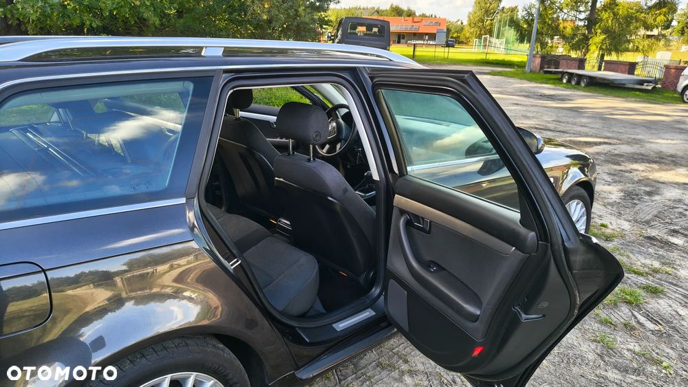 Audi A4 Avant - 19